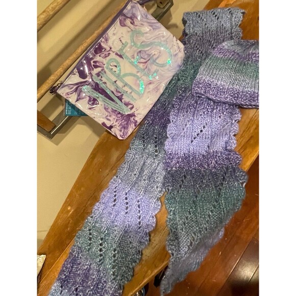 Ombre hand knitted hat&scarf set - Picture 3 of 3